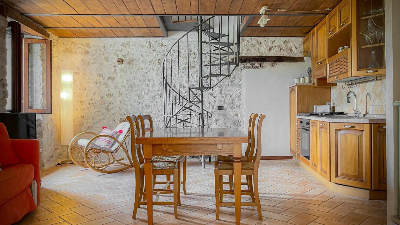 Borgo San Valentino Aparthotel Arrone Exterior foto