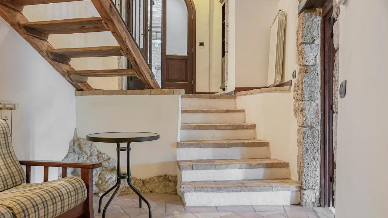 Borgo San Valentino Aparthotel Arrone Exterior foto